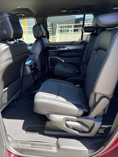 2026 Jeep Grand Wagoneer GRAND WAGONEER L LIMITED ALTITUDE 4X4