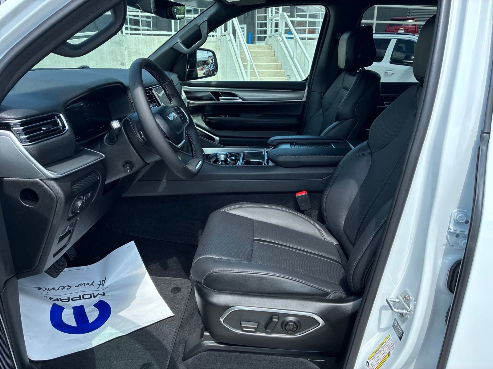 2026 Jeep Grand Wagoneer GRAND WAGONEER L LIMITED ALTITUDE 4X4