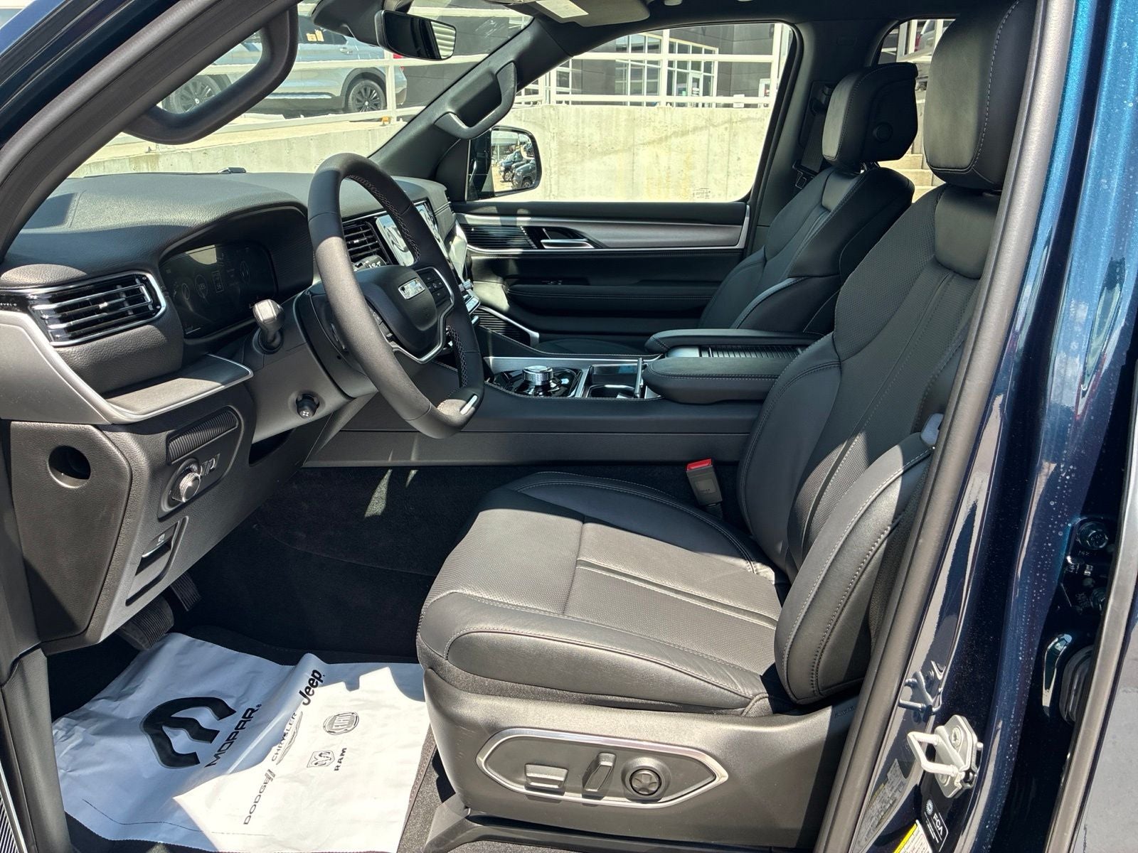 2026 Jeep Grand Wagoneer GRAND WAGONEER L LIMITED ALTITUDE 4X4