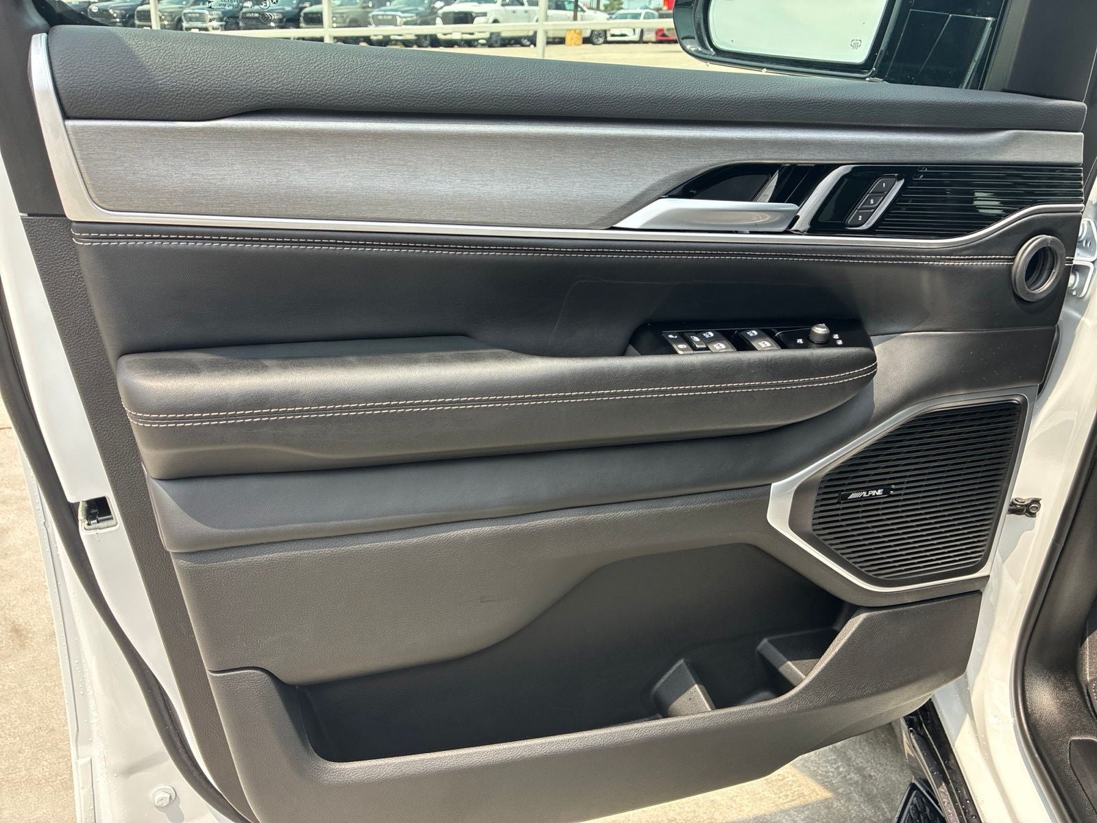 2026 Jeep Grand Wagoneer GRAND WAGONEER UPLAND 4X4