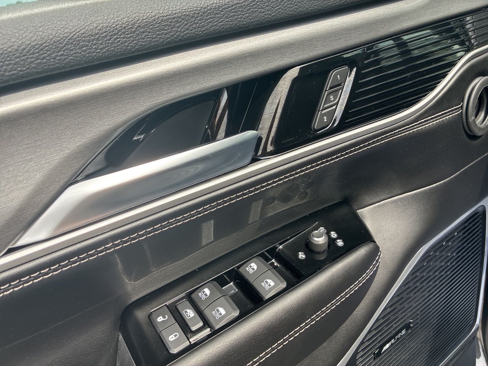 2026 Jeep Grand Wagoneer GRAND WAGONEER UPLAND 4X4