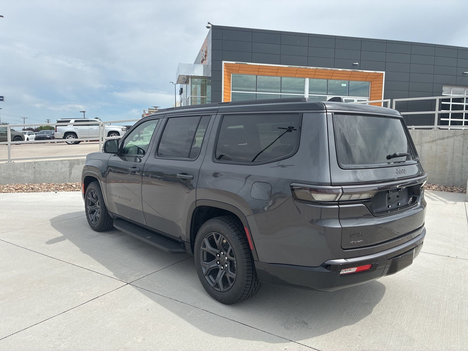 2026 Jeep Grand Wagoneer GRAND WAGONEER UPLAND 4X4