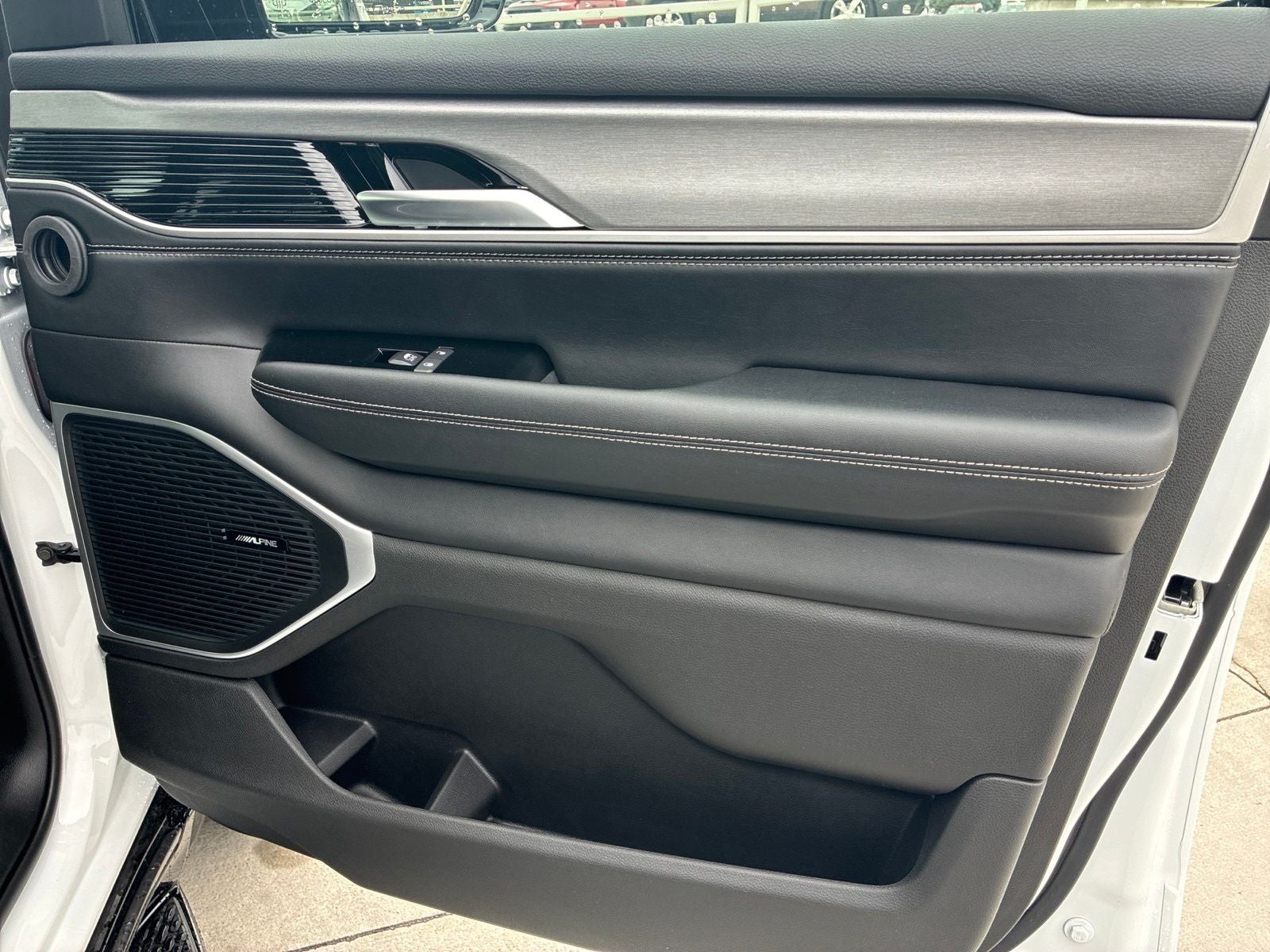 2026 Jeep Grand Wagoneer GRAND WAGONEER UPLAND 4X4