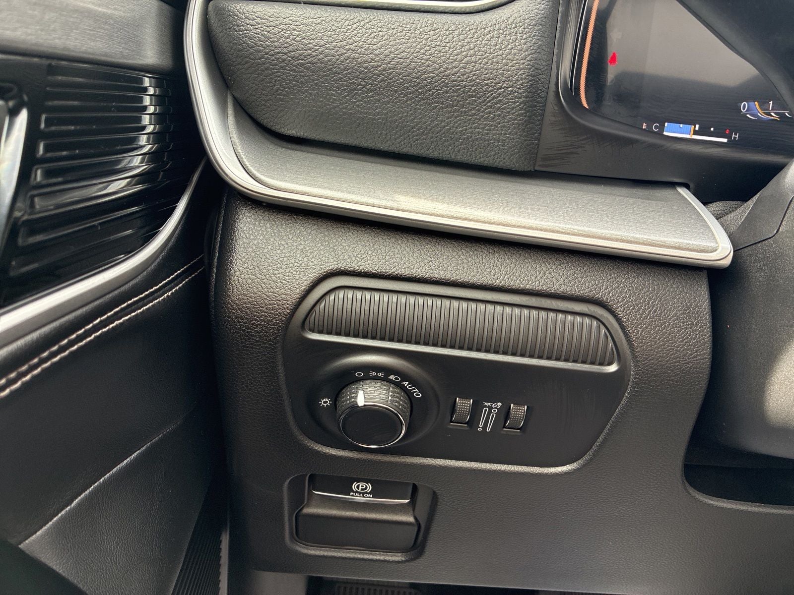 2026 Jeep Grand Wagoneer GRAND WAGONEER UPLAND 4X4