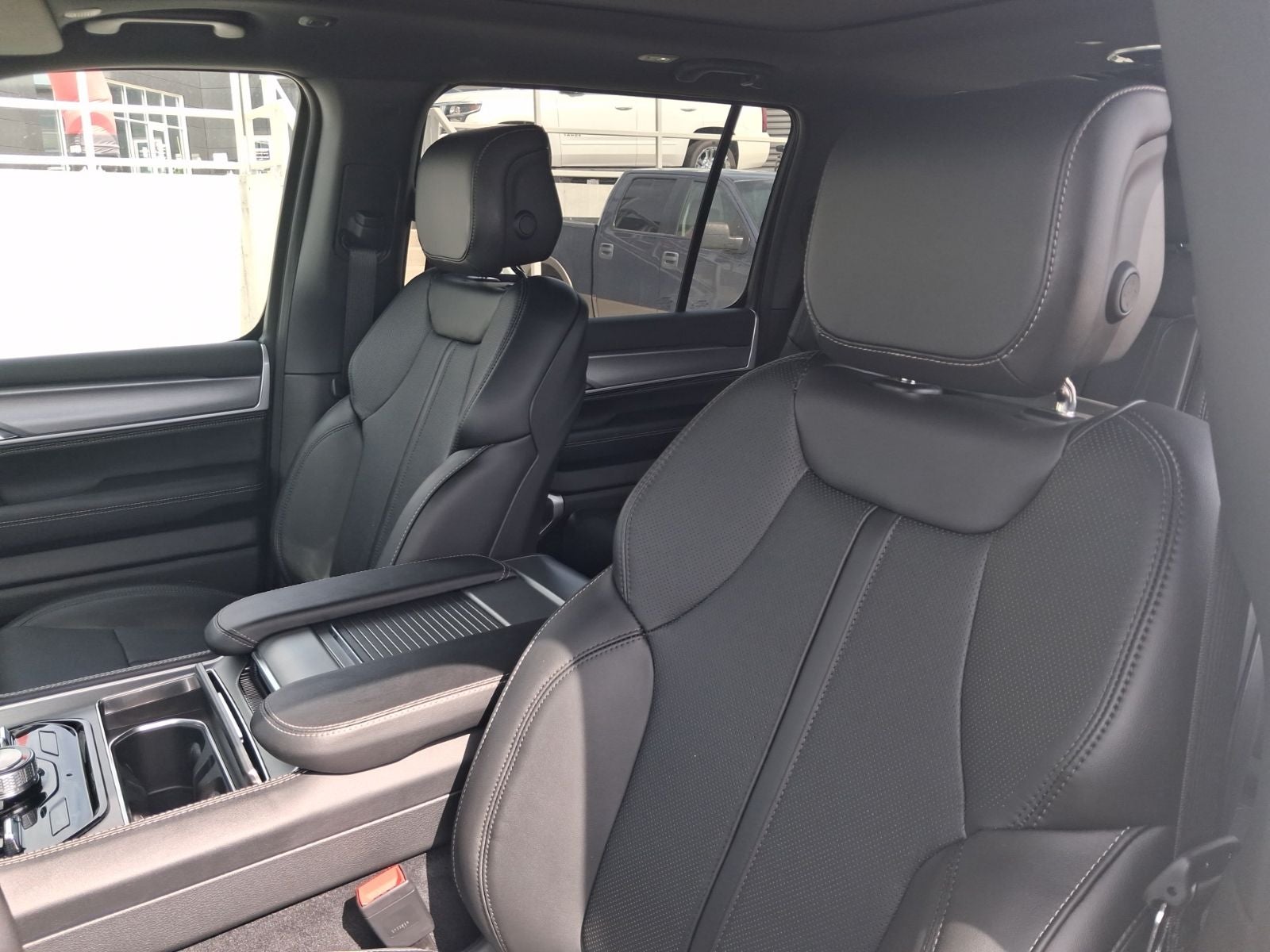 2026 Jeep Grand Wagoneer GRAND WAGONEER UPLAND 4X4