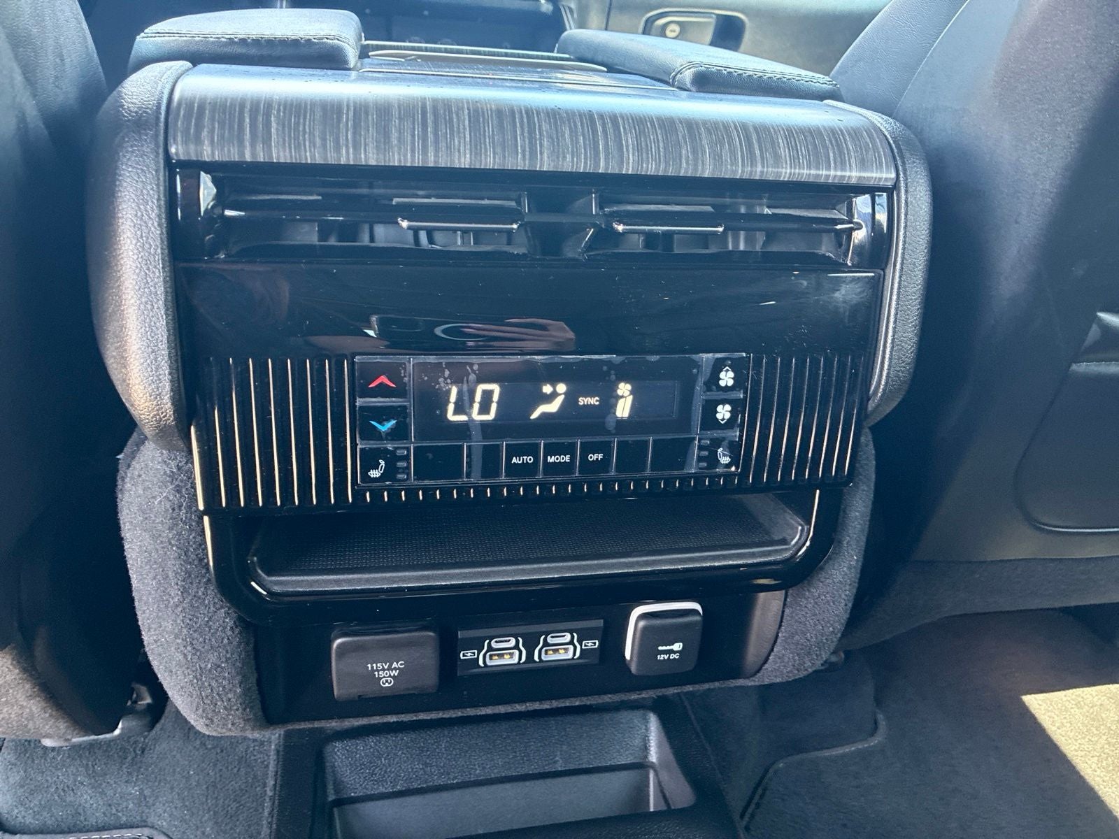2023 Jeep Wagoneer Series II 4x4