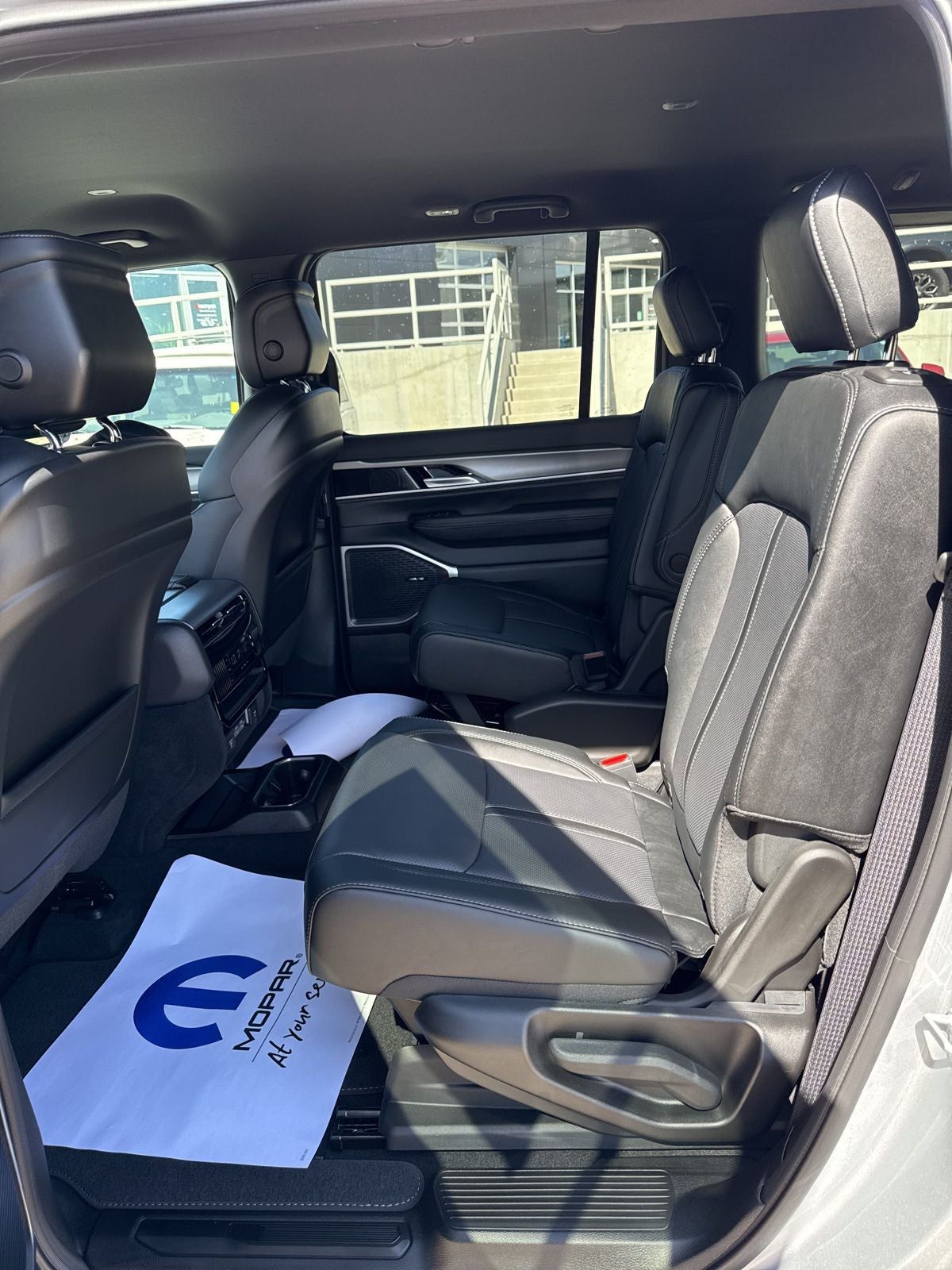 2026 Jeep Grand Wagoneer GRAND WAGONEER LIMITED ALTITUDE 4X4