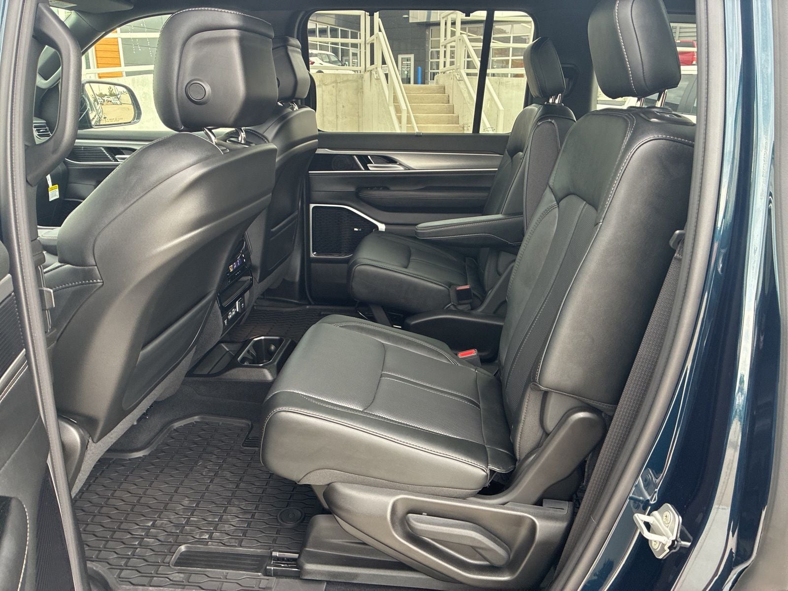 2026 Jeep Grand Wagoneer GRAND WAGONEER LIMITED RESERVE 4X4