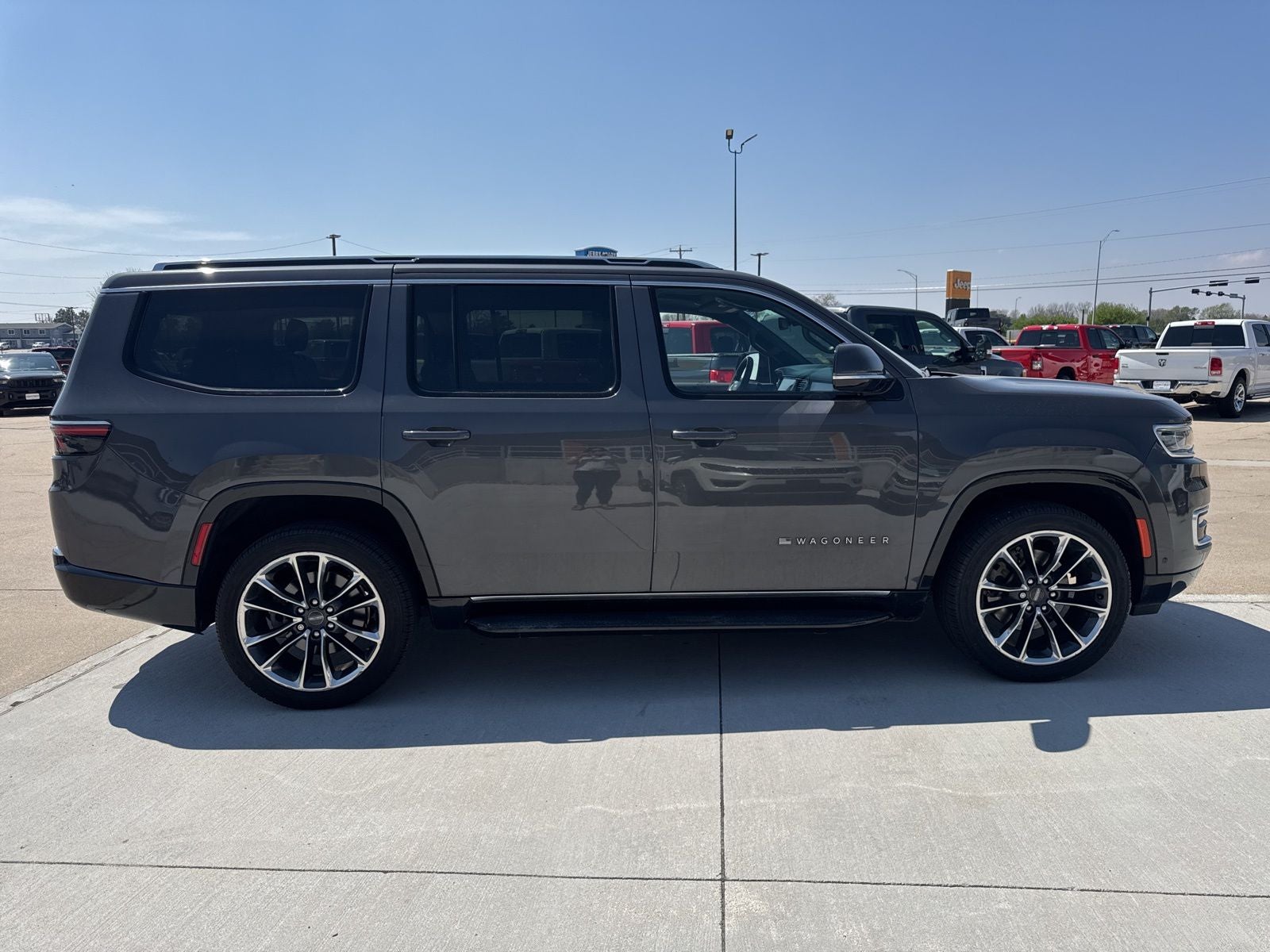 2022 Jeep Wagoneer Series II 4x4