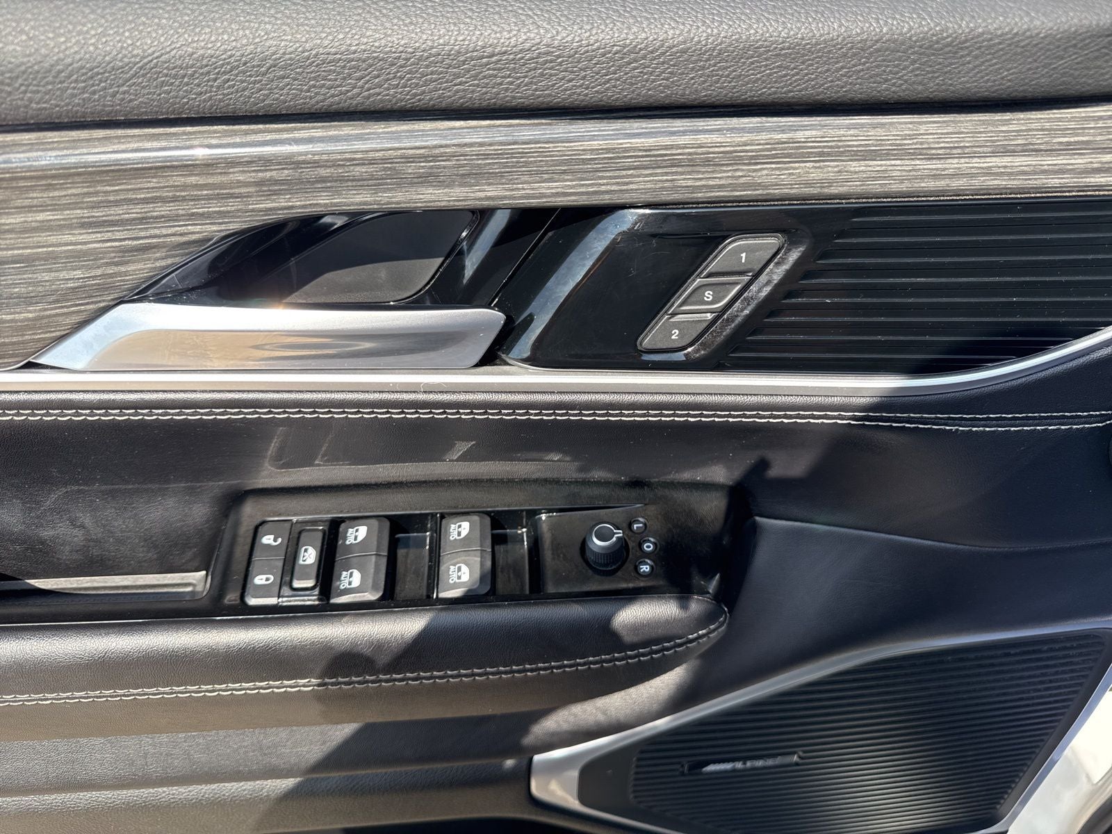 2022 Jeep Wagoneer Series III 4x4