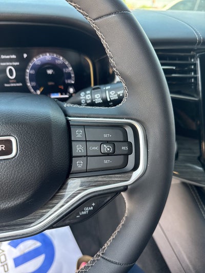 2022 Jeep Wagoneer Series III 4x4