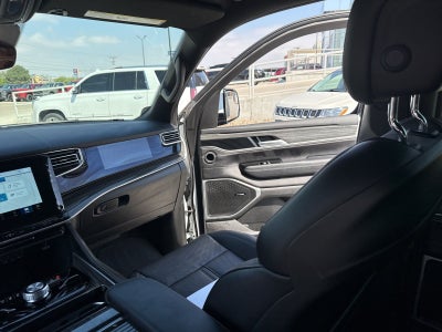 2022 Jeep Wagoneer Series III 4x4