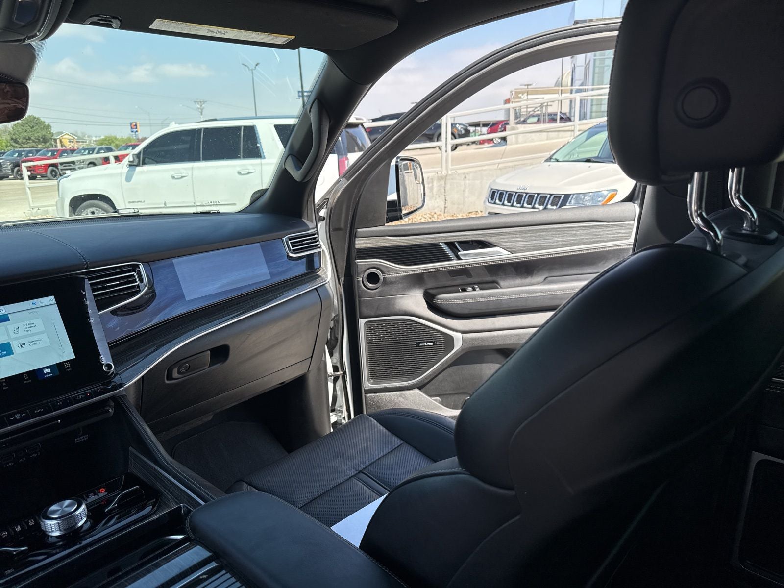 2022 Jeep Wagoneer Series III 4x4