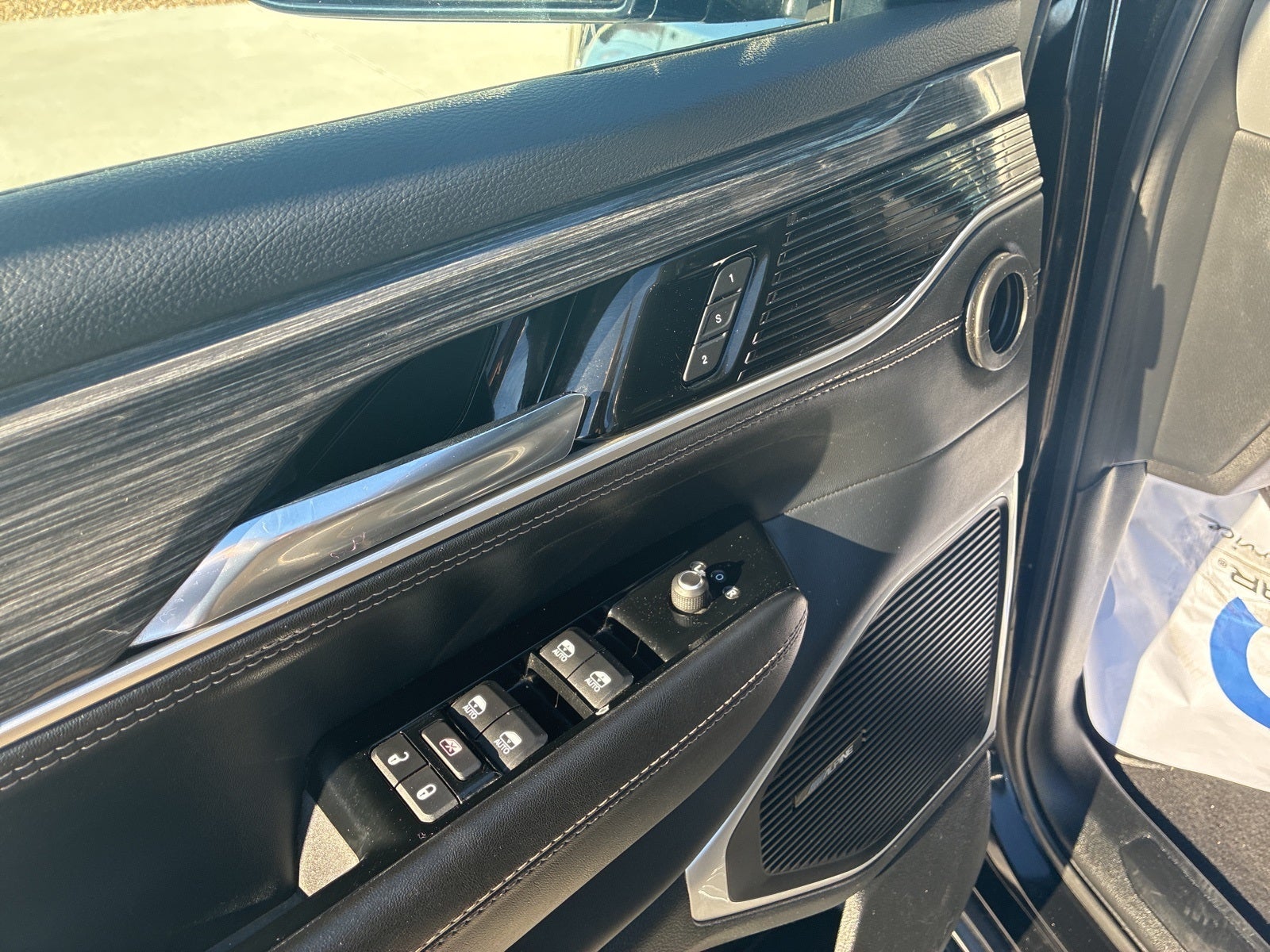 2022 Jeep Wagoneer Series III 4x4