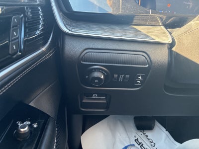 2022 Jeep Wagoneer Series III 4x4