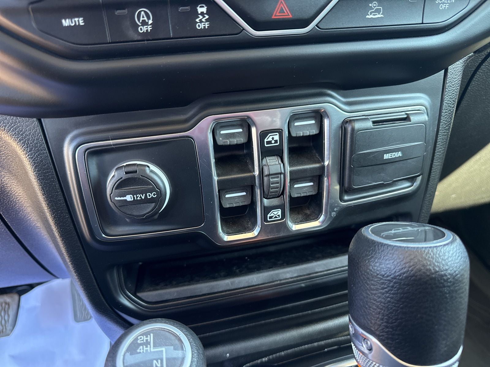 2021 Jeep Gladiator Overland 4x4