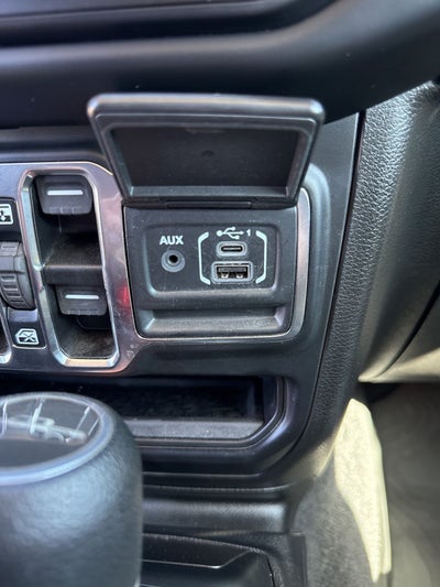 2021 Jeep Gladiator Overland 4x4