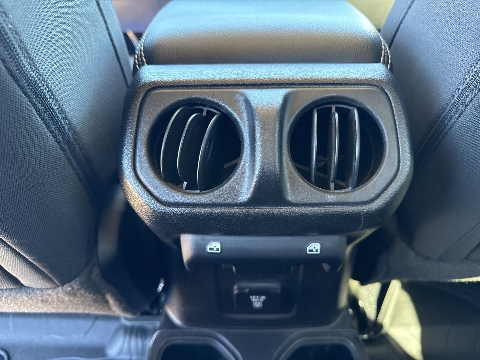 2021 Jeep Gladiator Overland 4x4