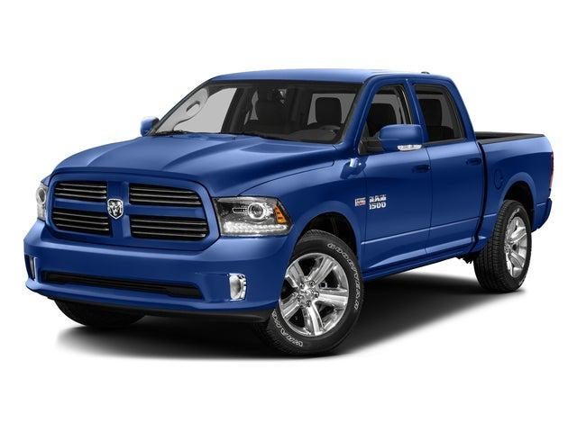 2016 RAM 1500 Big Horn 4x4 Crew Cab 5'7's photo