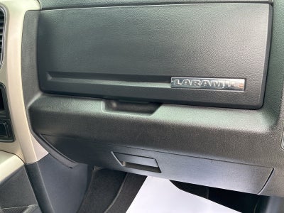 2017 RAM 1500 Laramie Crew Cab 4x4 5'7' Box