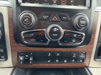 2017 RAM 1500 Laramie Crew Cab 4x4 5'7' Box