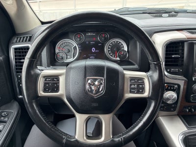 2017 RAM 1500 Laramie Crew Cab 4x4 5'7' Box