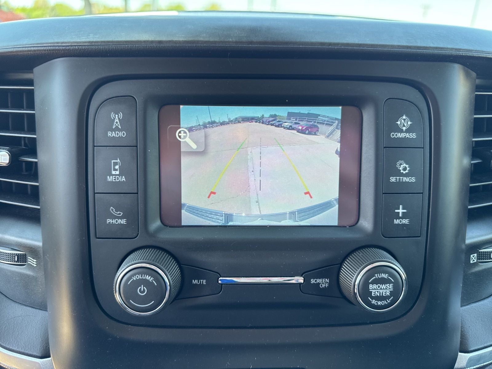 2019 RAM 1500 Big Horn/Lone Star Crew Cab 4x4 5'7' Box