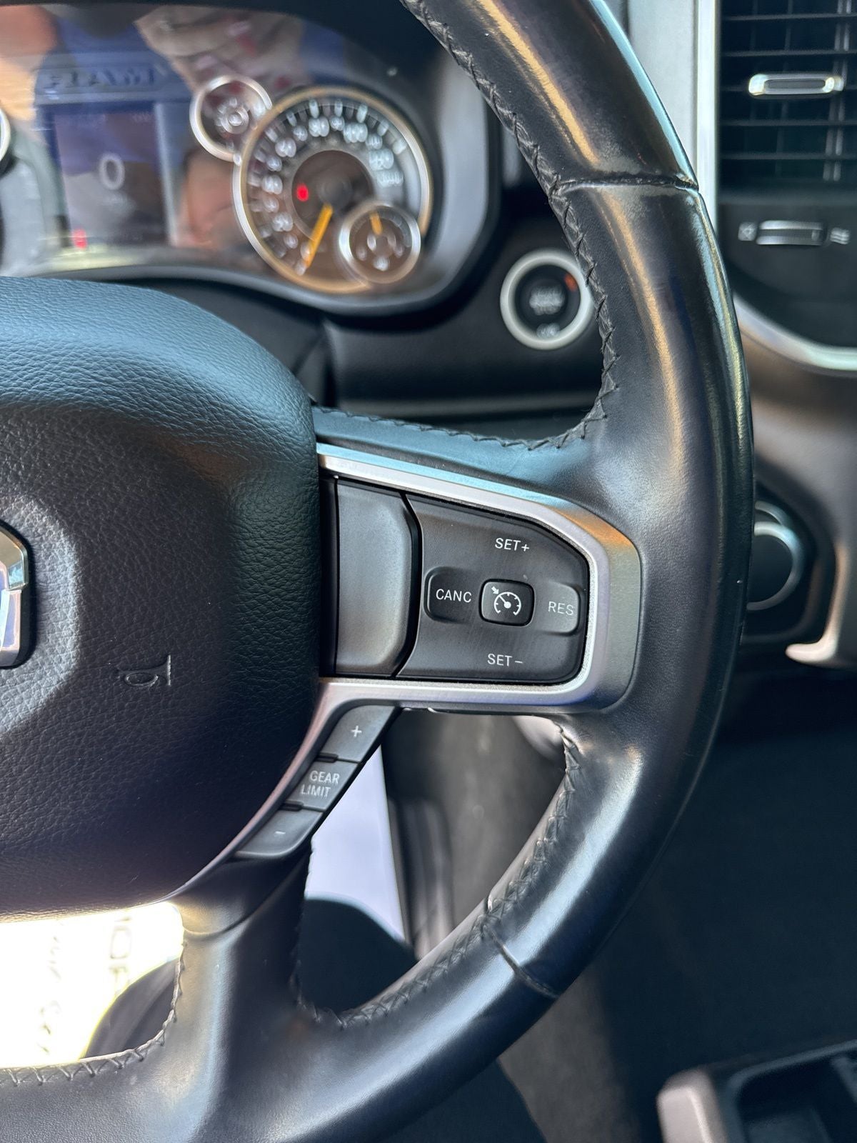 2019 RAM 1500 Big Horn/Lone Star Crew Cab 4x4 5'7' Box