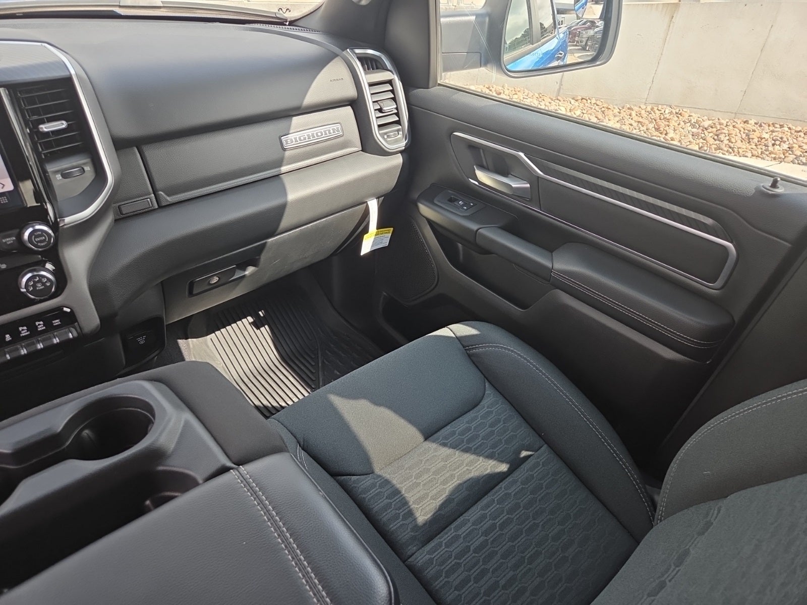 2025 RAM Ram 1500 RAM 1500 BIG HORN CREW CAB 4X4 5'7' BOX