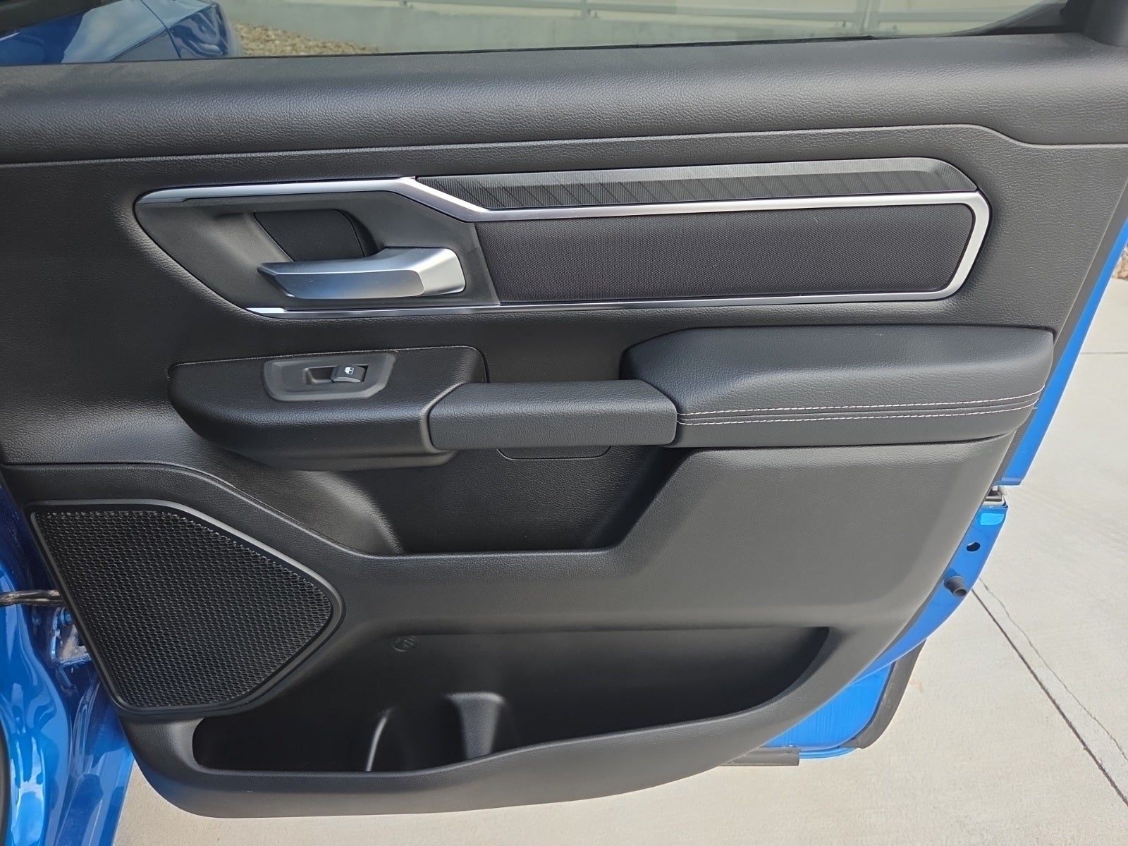 2025 RAM Ram 1500 RAM 1500 BIG HORN CREW CAB 4X4 5'7' BOX