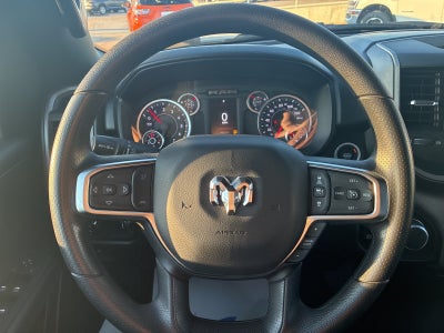 2025 RAM 1500 Tradesman Crew Cab 4x4 5'7' Box