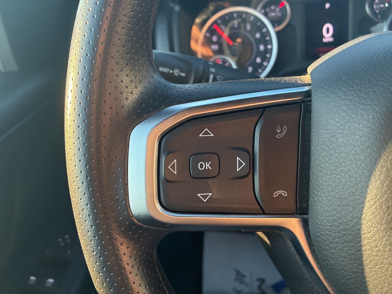 2025 RAM 1500 Tradesman Crew Cab 4x4 5'7' Box