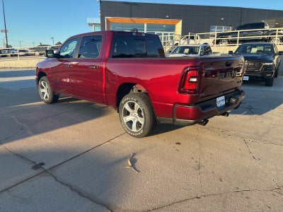 2025 RAM 1500 Tradesman Crew Cab 4x4 5'7' Box