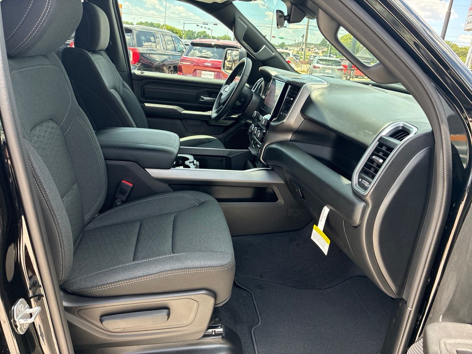 2026 RAM Ram 1500 RAM 1500 EXPRESS CREW CAB 4X4 5'7' BOX