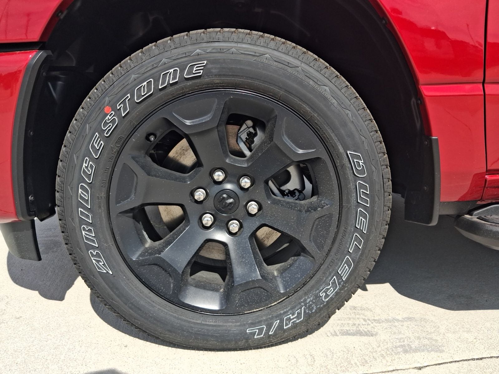 2026 RAM 1500 RAM 1500 EXPRESS CREW CAB 4X4 5'7' BOX