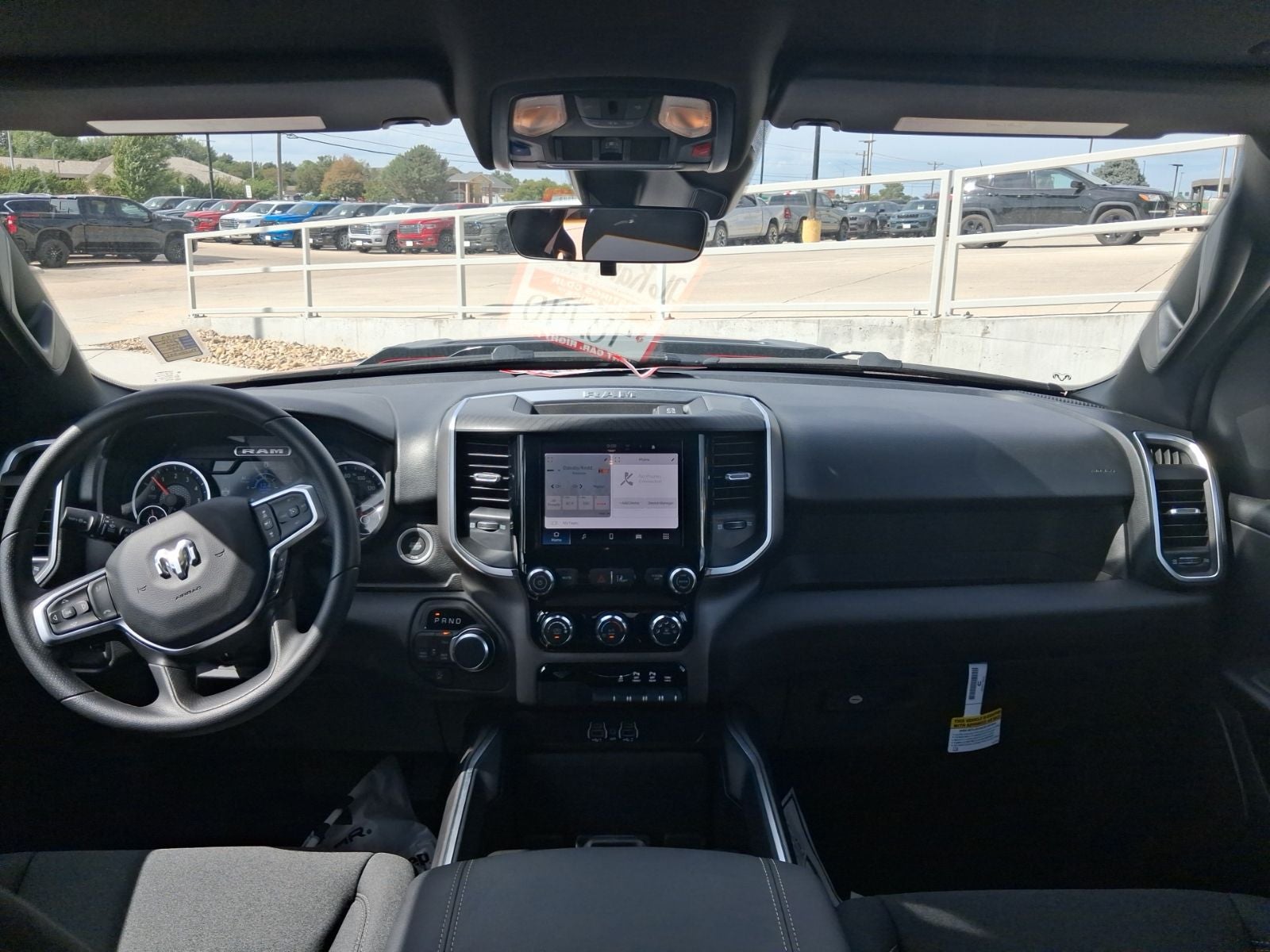 2026 RAM 1500 RAM 1500 EXPRESS CREW CAB 4X4 5'7' BOX