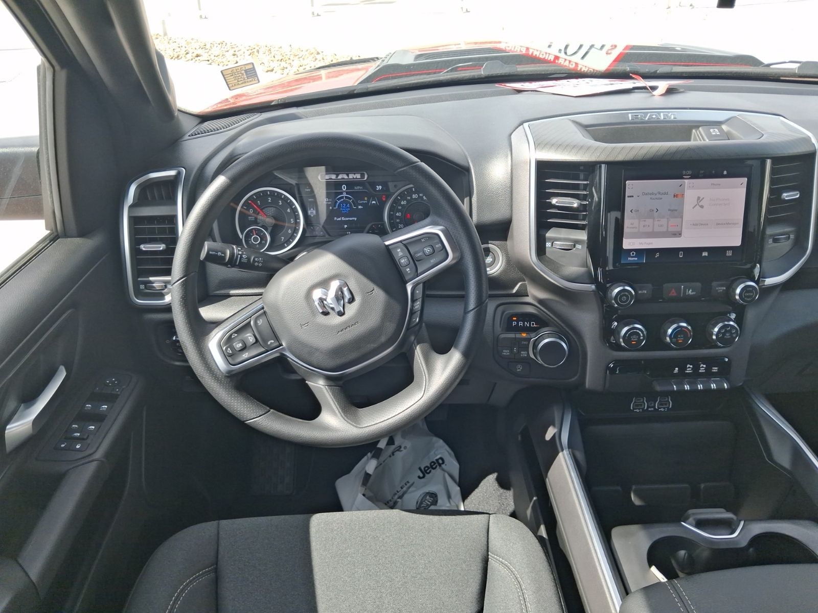 2026 RAM 1500 RAM 1500 EXPRESS CREW CAB 4X4 5'7' BOX
