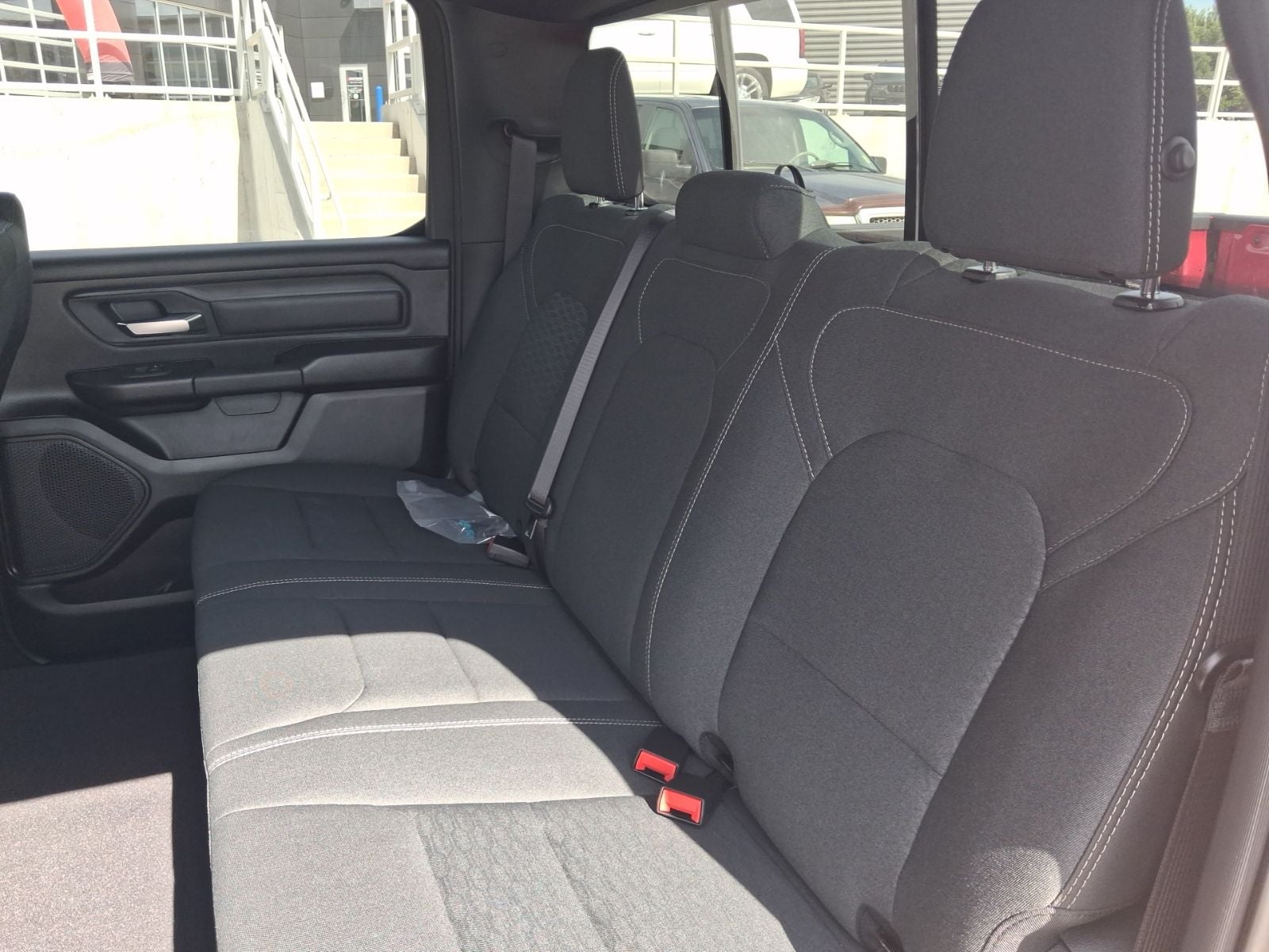 2026 RAM 1500 RAM 1500 EXPRESS CREW CAB 4X4 5'7' BOX