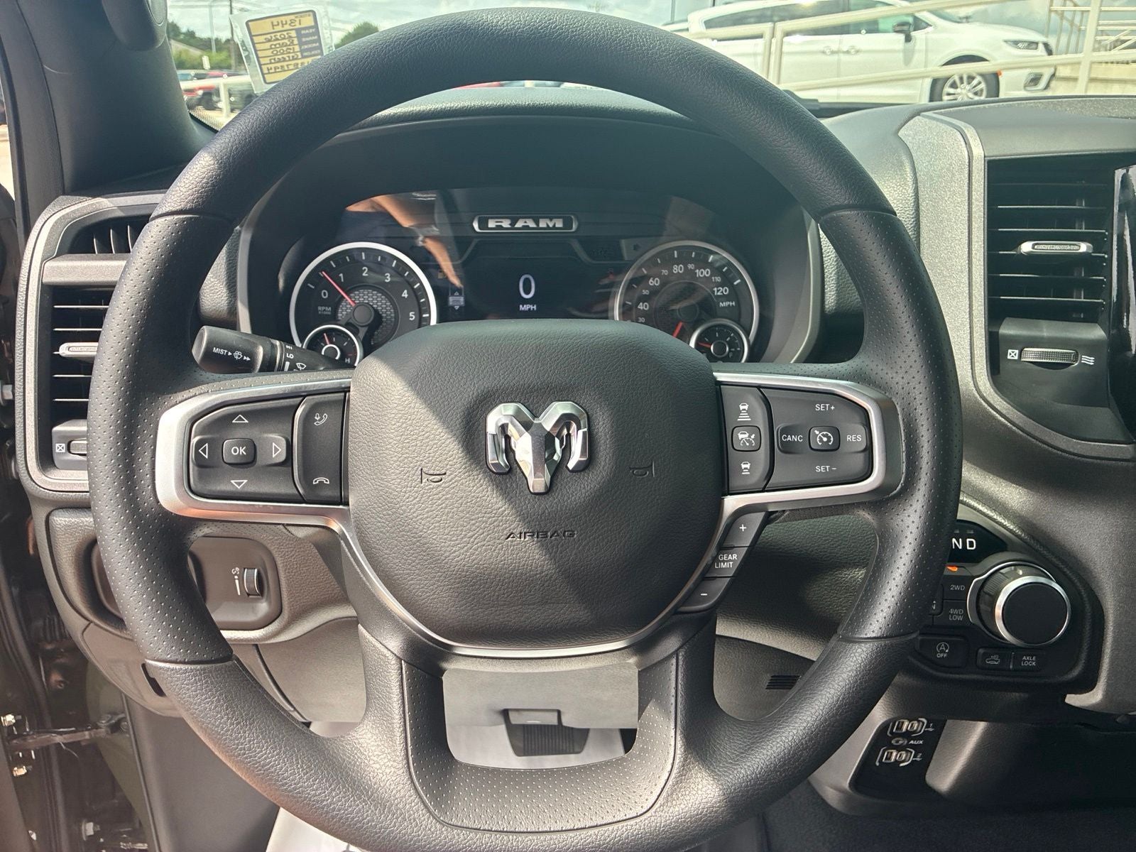 2026 RAM 1500 RAM 1500 WARLOCK CREW CAB 4X4 5'7' BOX