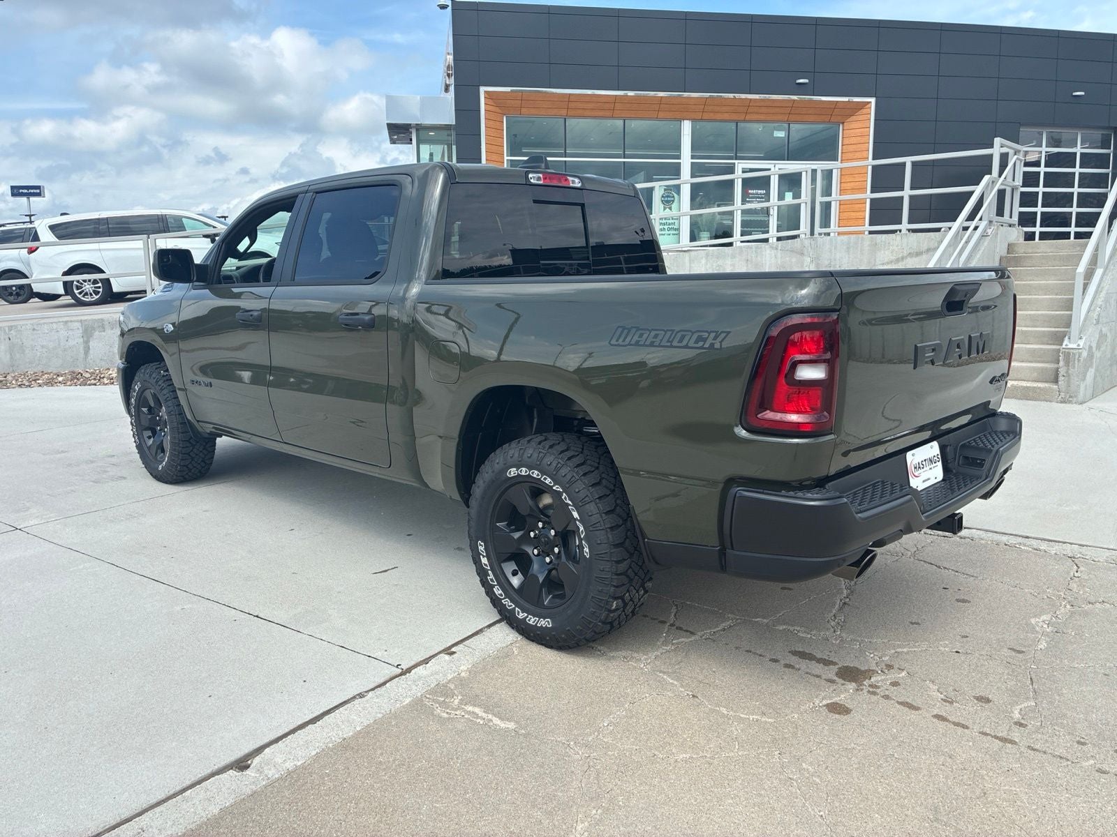 2026 RAM 1500 RAM 1500 WARLOCK CREW CAB 4X4 5'7' BOX