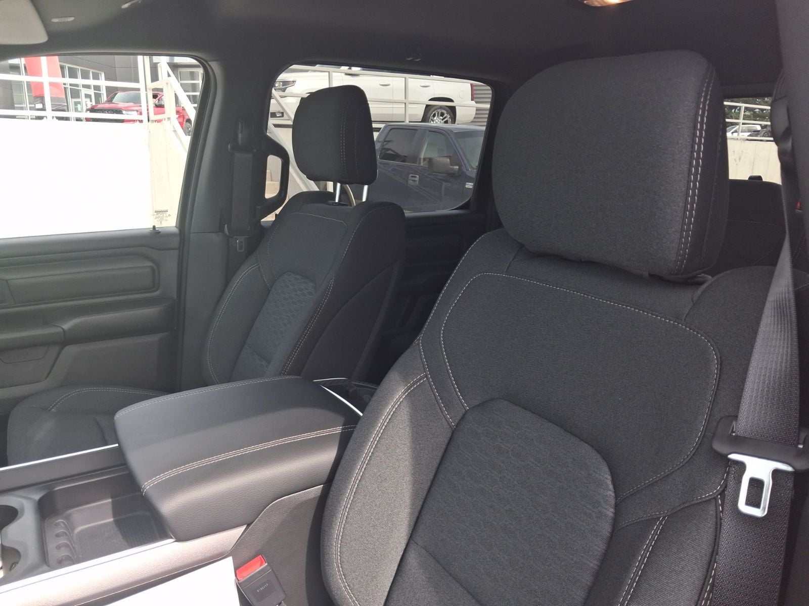 2026 RAM 1500 RAM 1500 EXPRESS CREW CAB 4X4 5'7' BOX
