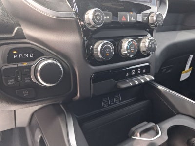 2026 RAM 1500 RAM 1500 EXPRESS CREW CAB 4X4 5'7' BOX