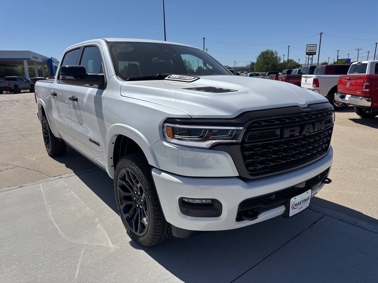 2026 RAM Ram 1500 RAM 1500 LIMITED CREW CAB 4X4 5'7' BOX