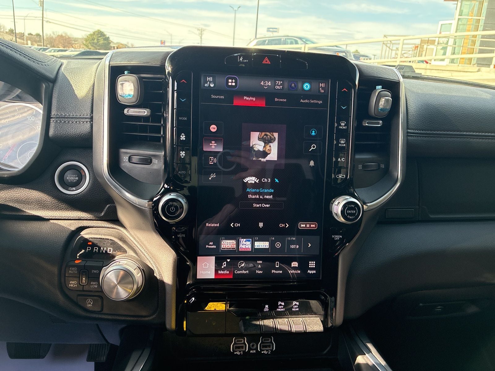 2025 RAM 1500 Laramie Crew Cab 4x4 5'7' Box