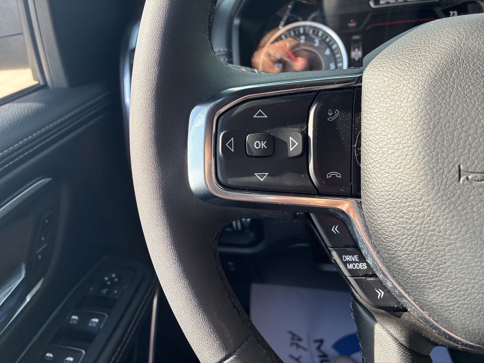 2025 RAM 1500 Laramie Crew Cab 4x4 5'7' Box