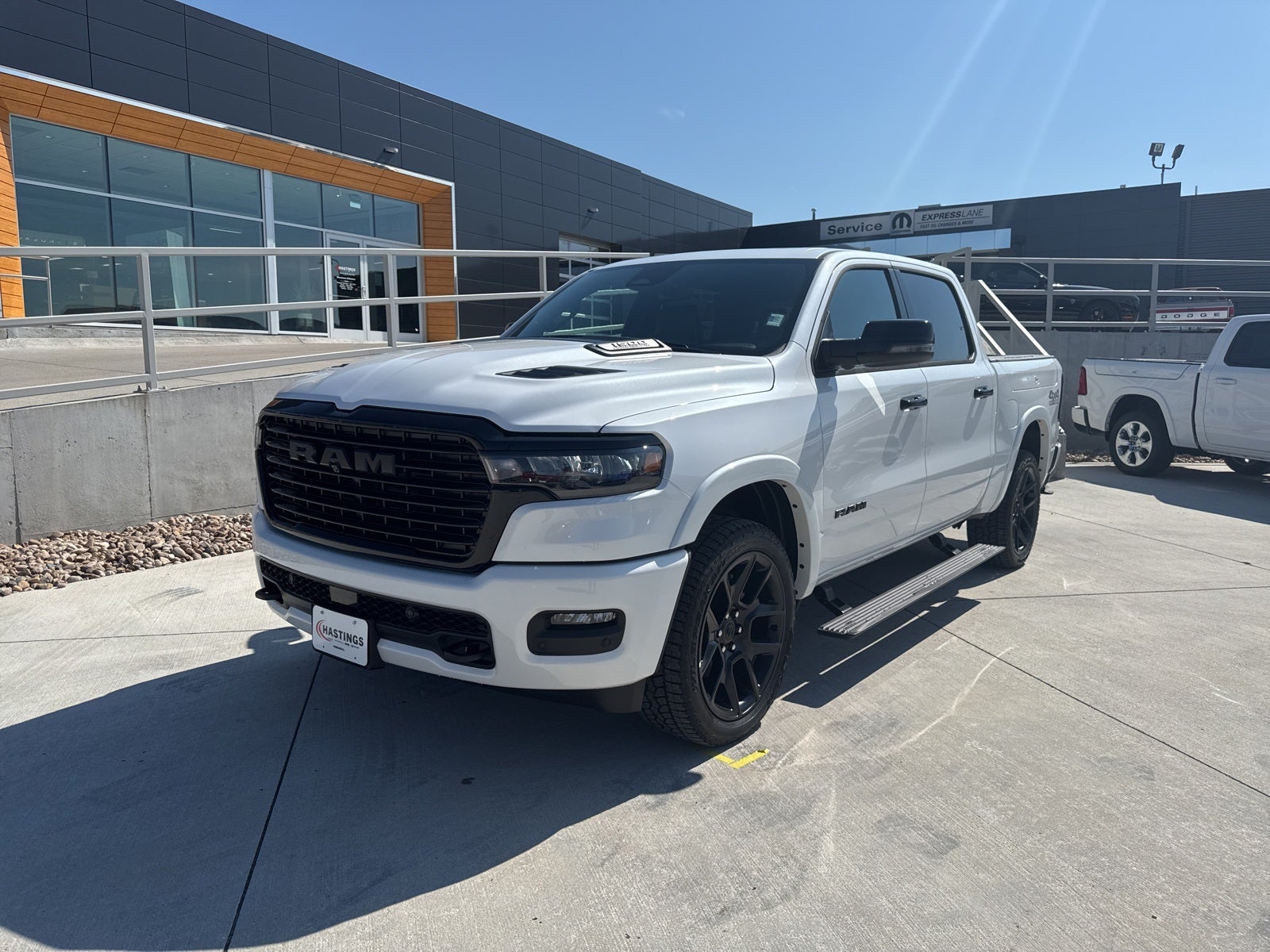 2026 RAM Ram 1500 RAM 1500 LARAMIE CREW CAB 4X4 5'7' BOX