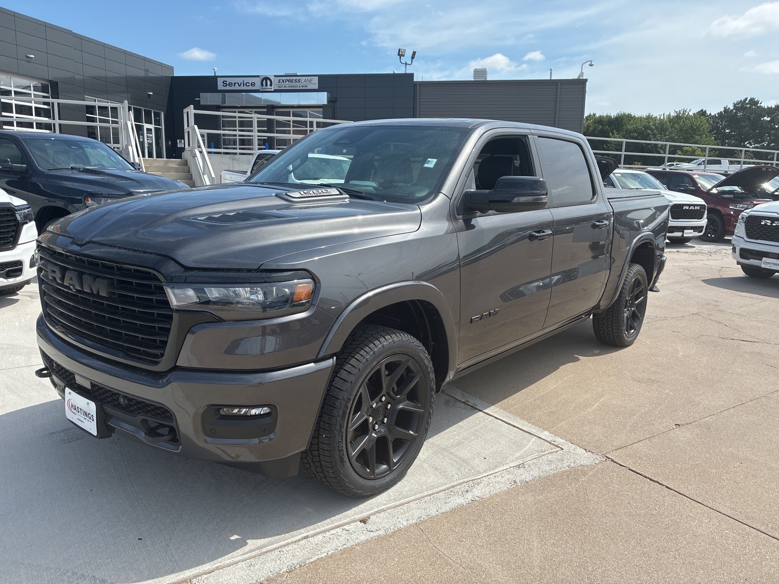 2026 RAM Ram 1500 RAM 1500 LARAMIE CREW CAB 4X4 5'7' BOX