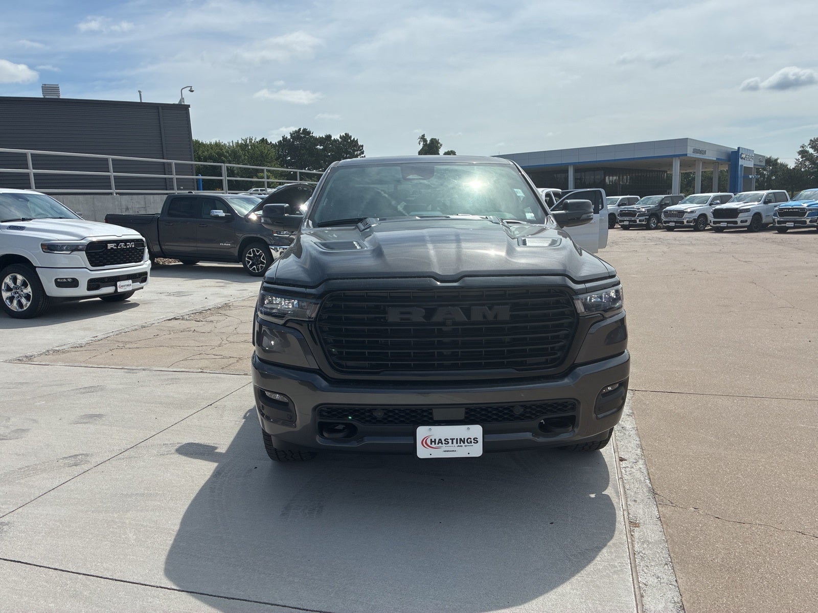 2026 RAM Ram 1500 RAM 1500 LARAMIE CREW CAB 4X4 5'7' BOX