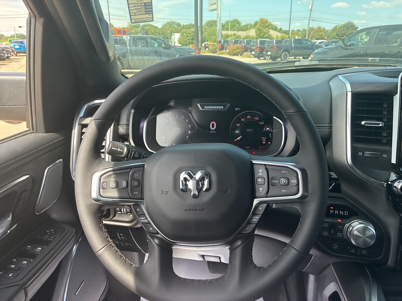 2026 RAM Ram 1500 RAM 1500 LARAMIE CREW CAB 4X4 5'7' BOX