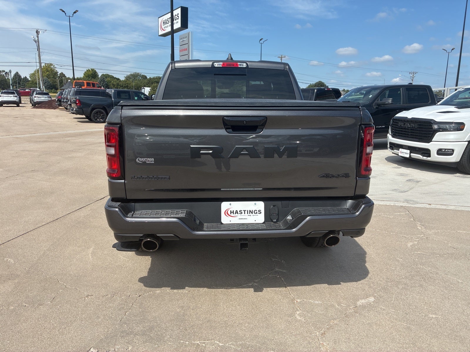 2026 RAM Ram 1500 RAM 1500 LARAMIE CREW CAB 4X4 5'7' BOX